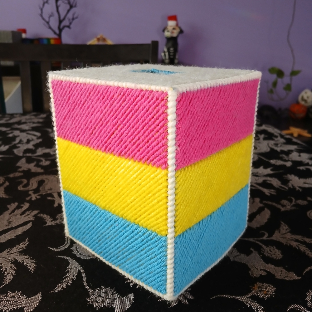 Pan pride tissue box topper